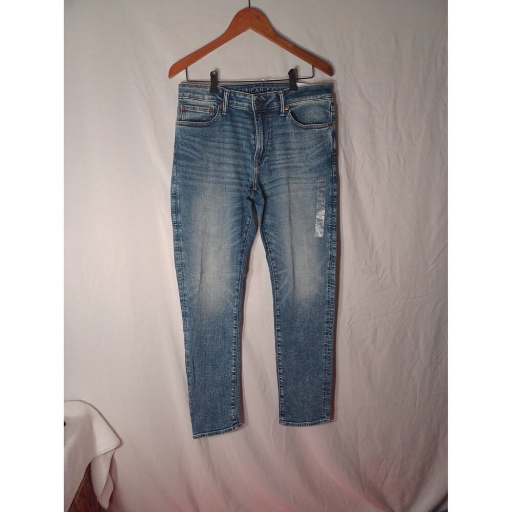 AMERICAN EAGLE MENS JEANS